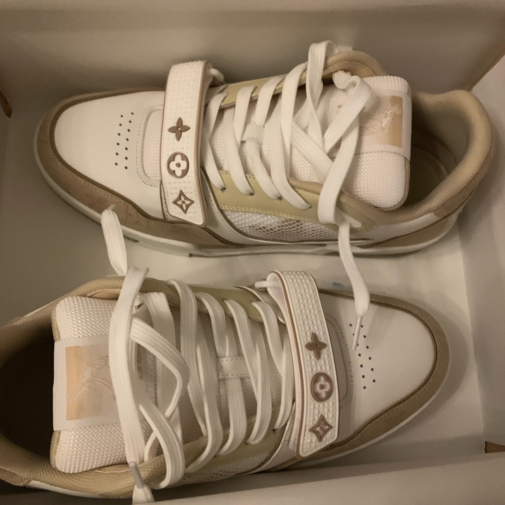 Louis Vuitton Trainer Beige white size 8.5 men - Picture 2 of 4